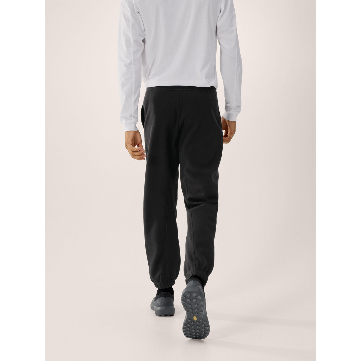 Arc'teryx Emblem Fleece Jogger in Black