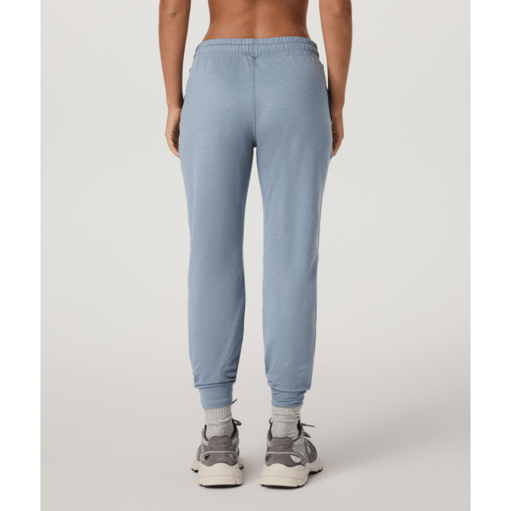 Vuori Women's Performance Jogger in Sea Glass Heather